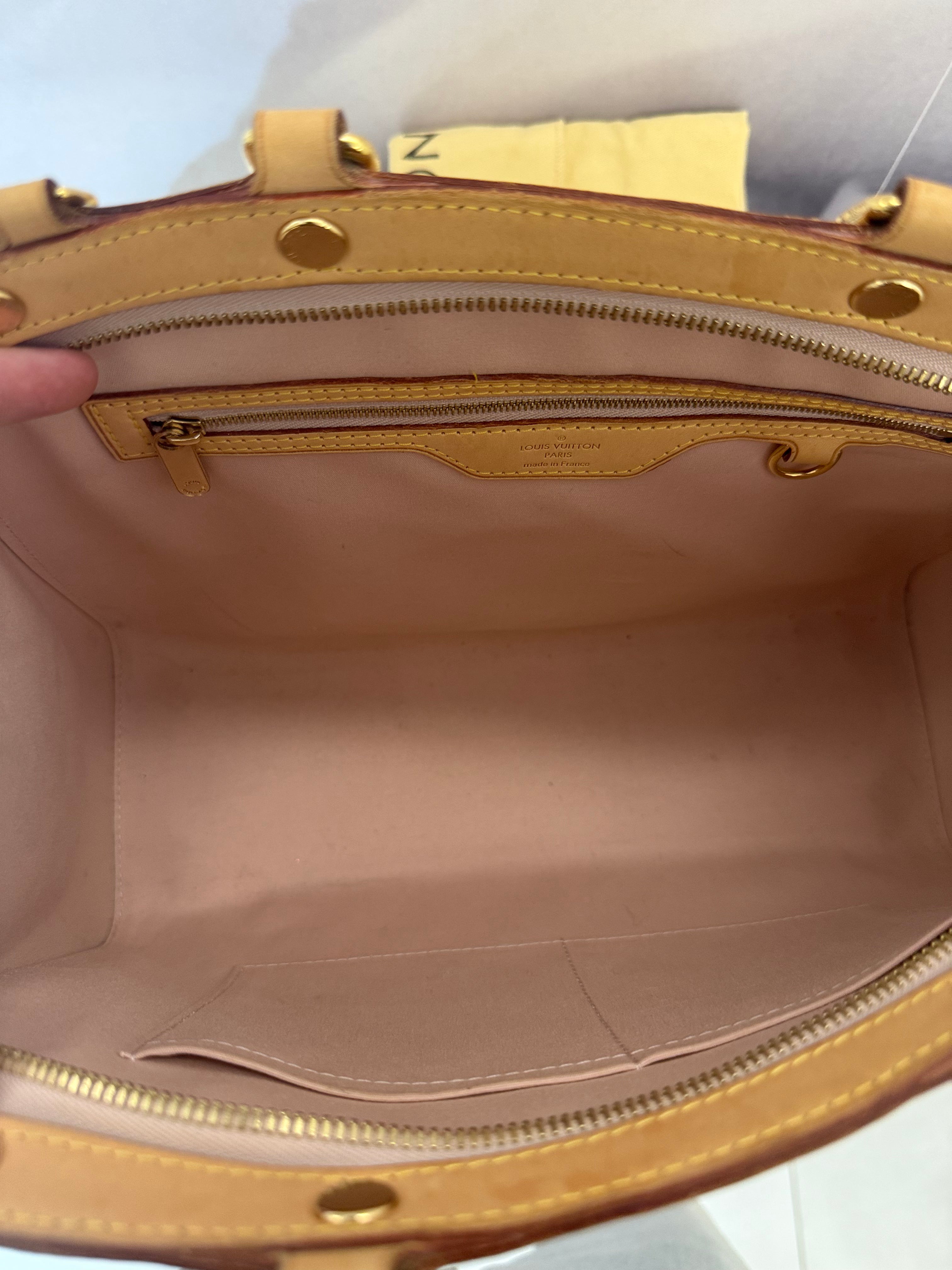 B0RSA LOUIS VUITTON BREA