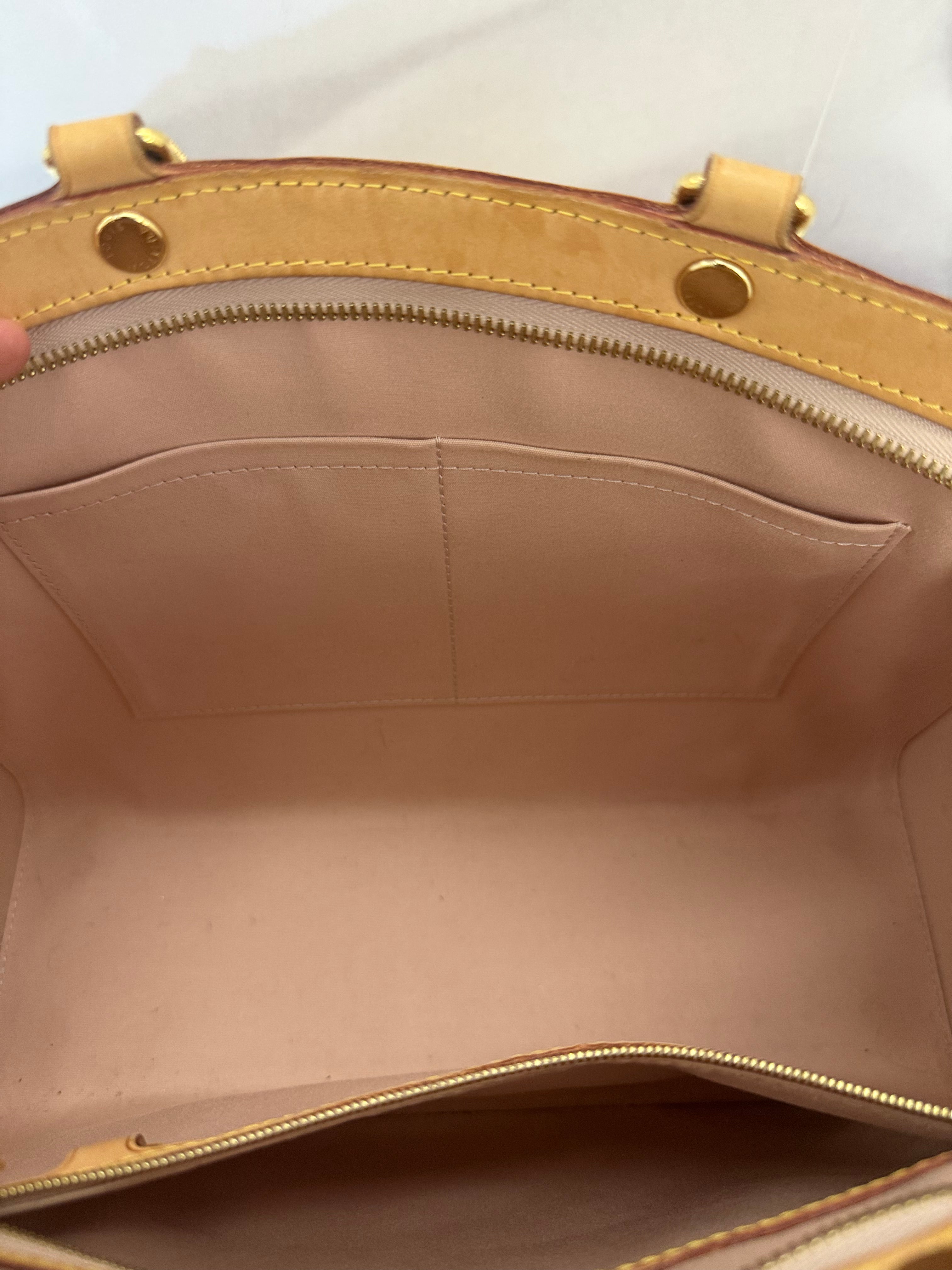 B0RSA LOUIS VUITTON BREA