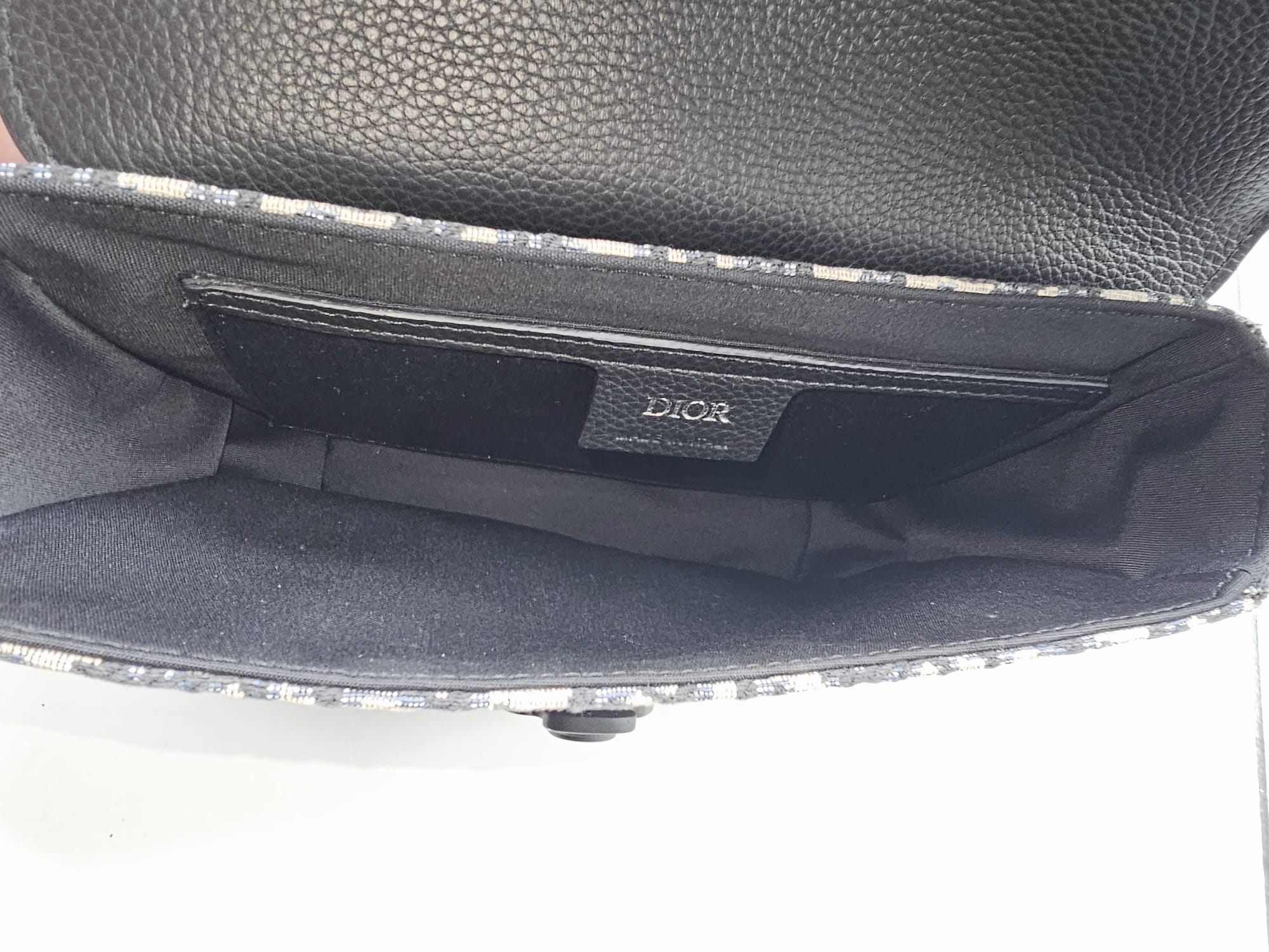 Borsa Dior a tracolla piccola Saddle con Pattina