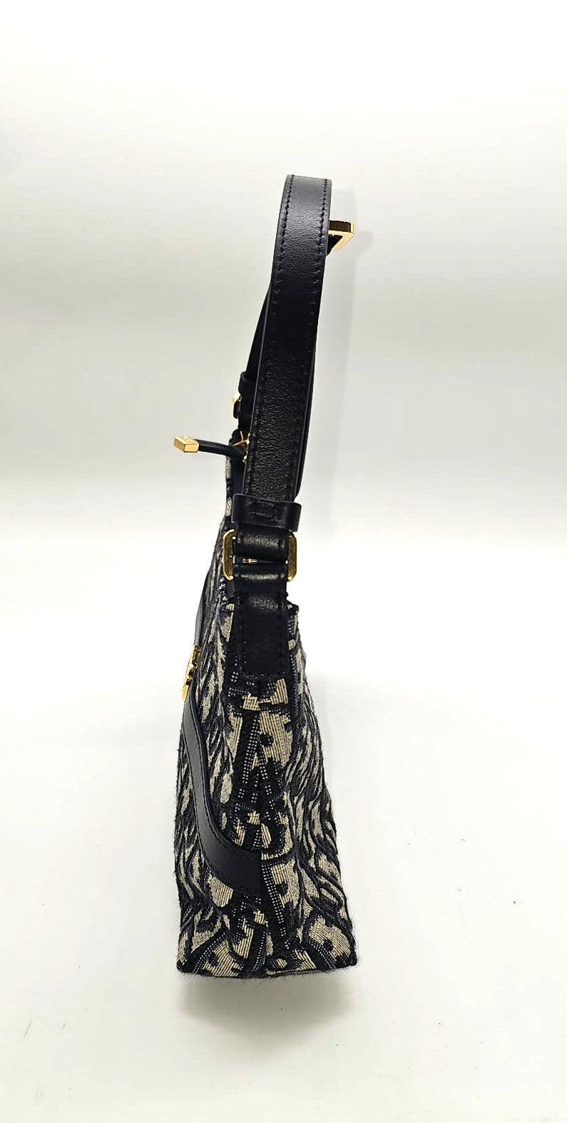 Miniborsa Cigale 30 Montaigne