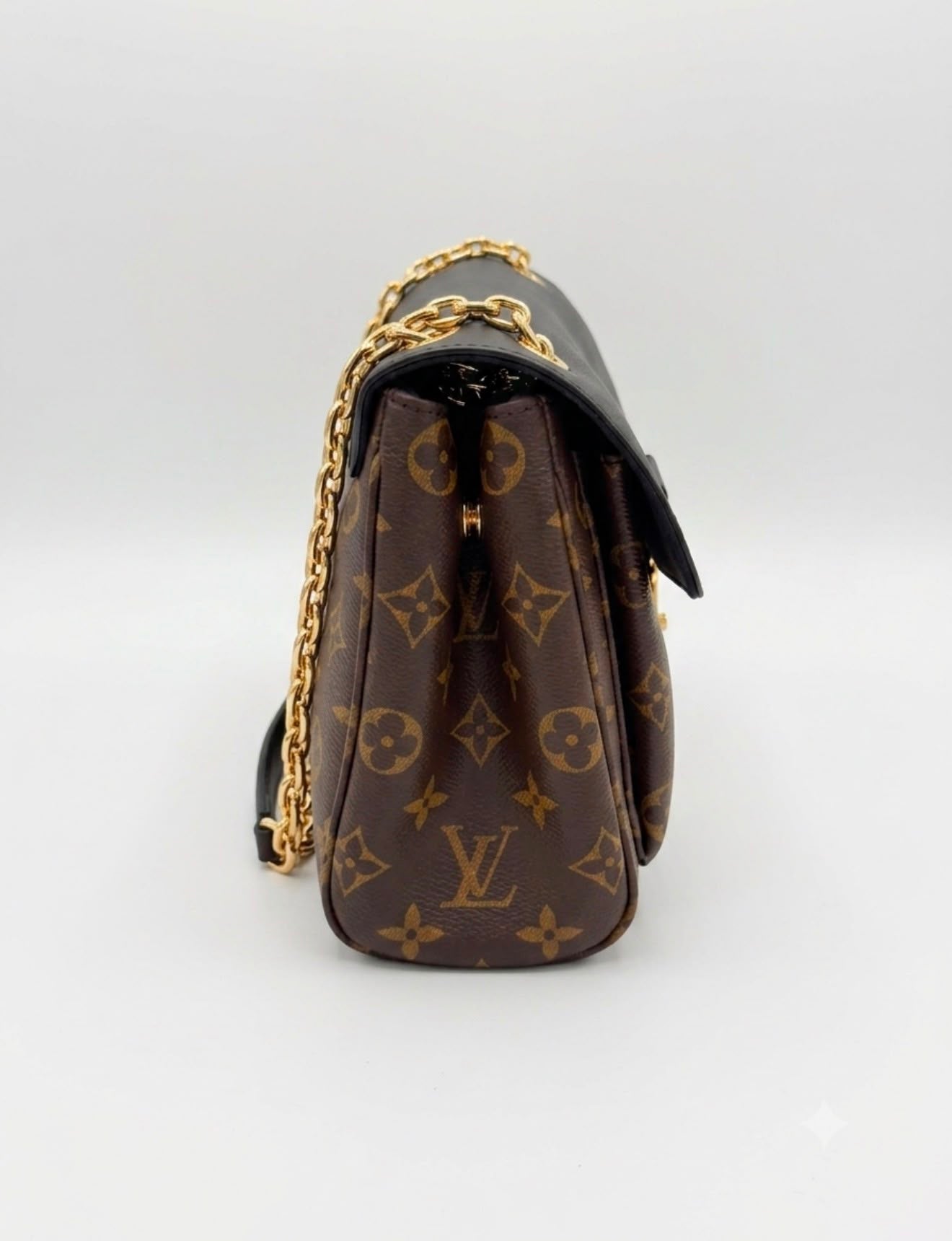 BORSA LOUIS VUITTON SAINT GERMAIN
