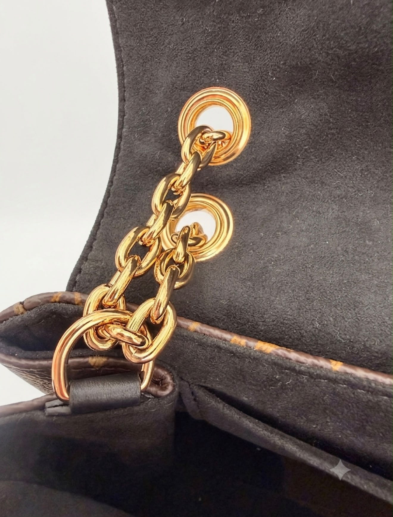 BORSA LOUIS VUITTON SAINT GERMAIN