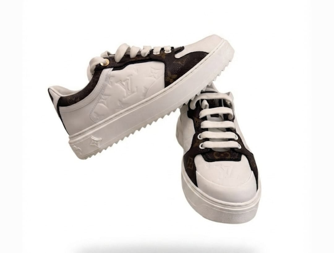 SNEAKER LOUIS VUITTON TIME OUT