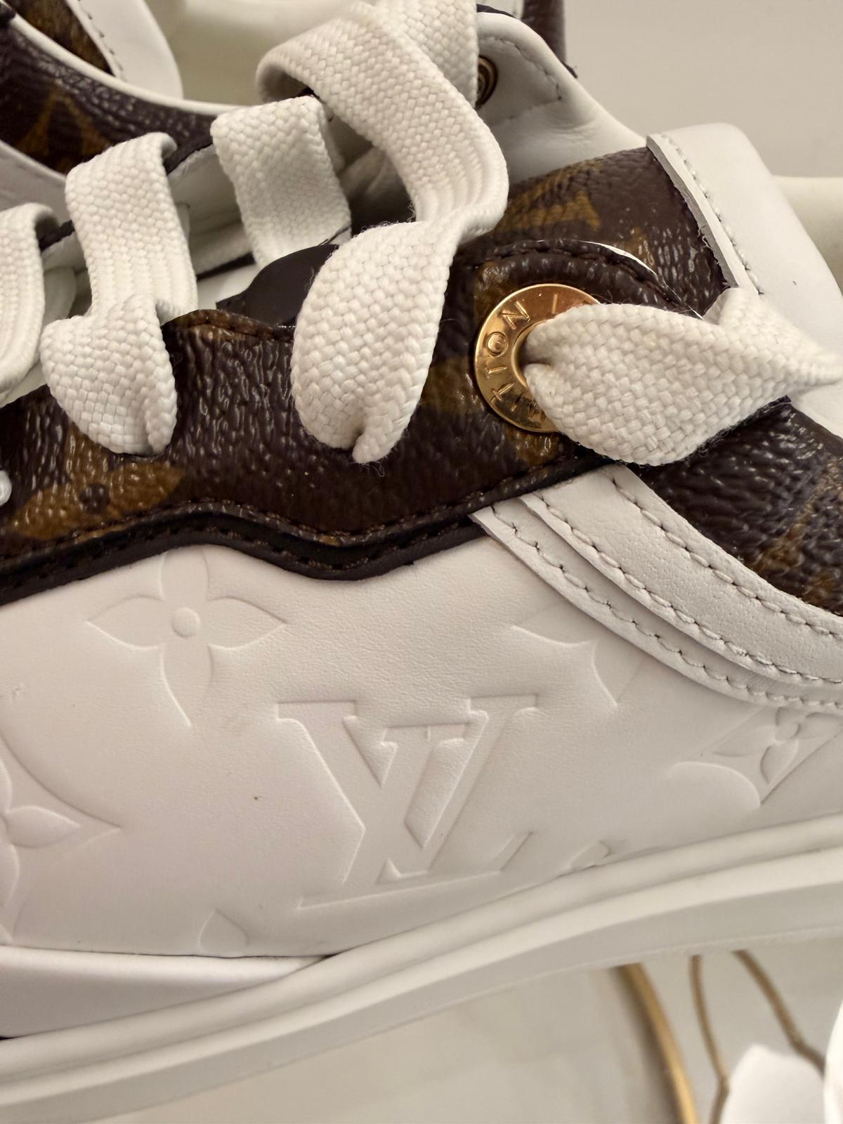 SNEAKER LOUIS VUITTON TIME OUT