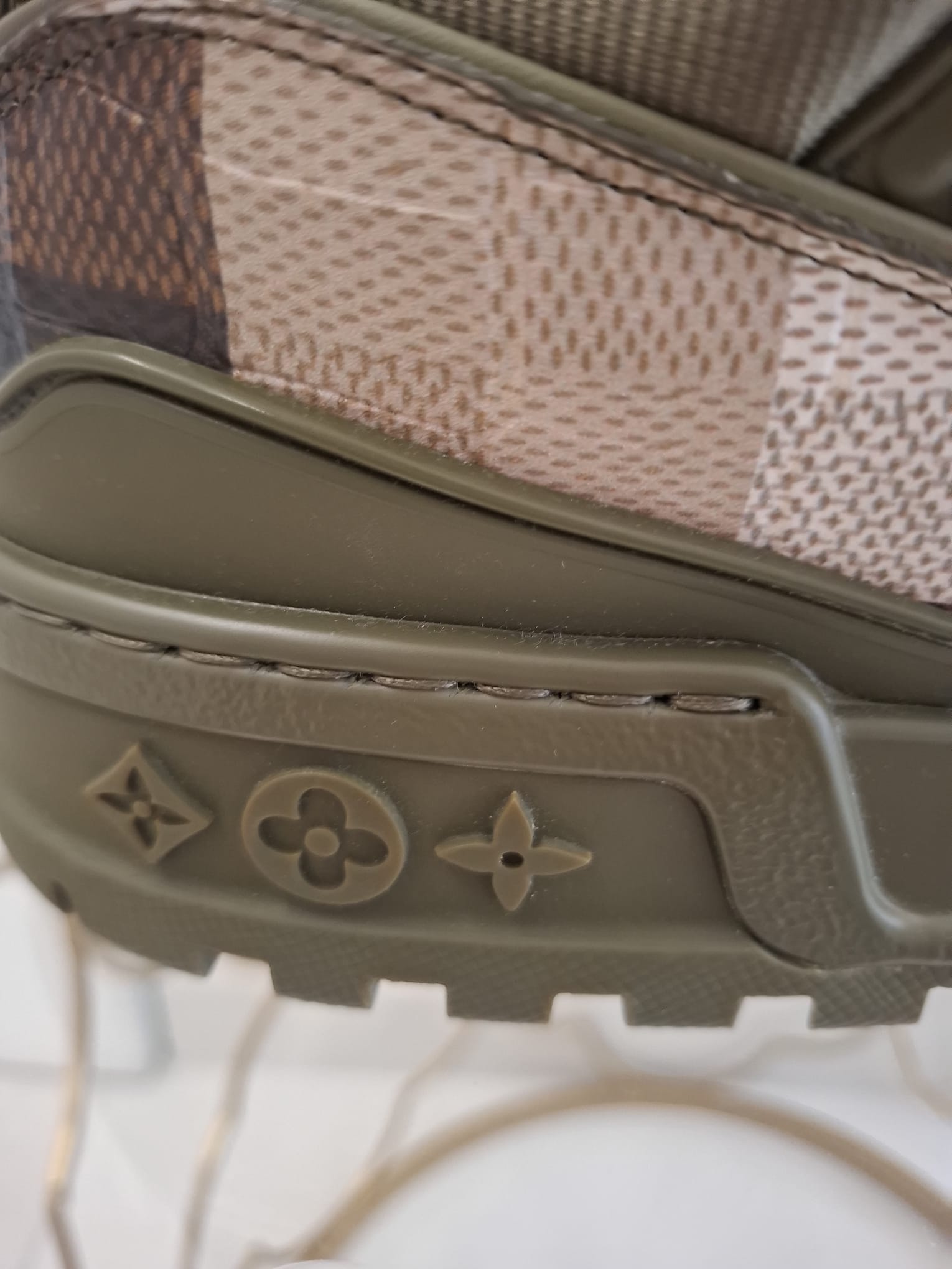 SNEAKER LOUIS VUITTON TRAINER MAXI