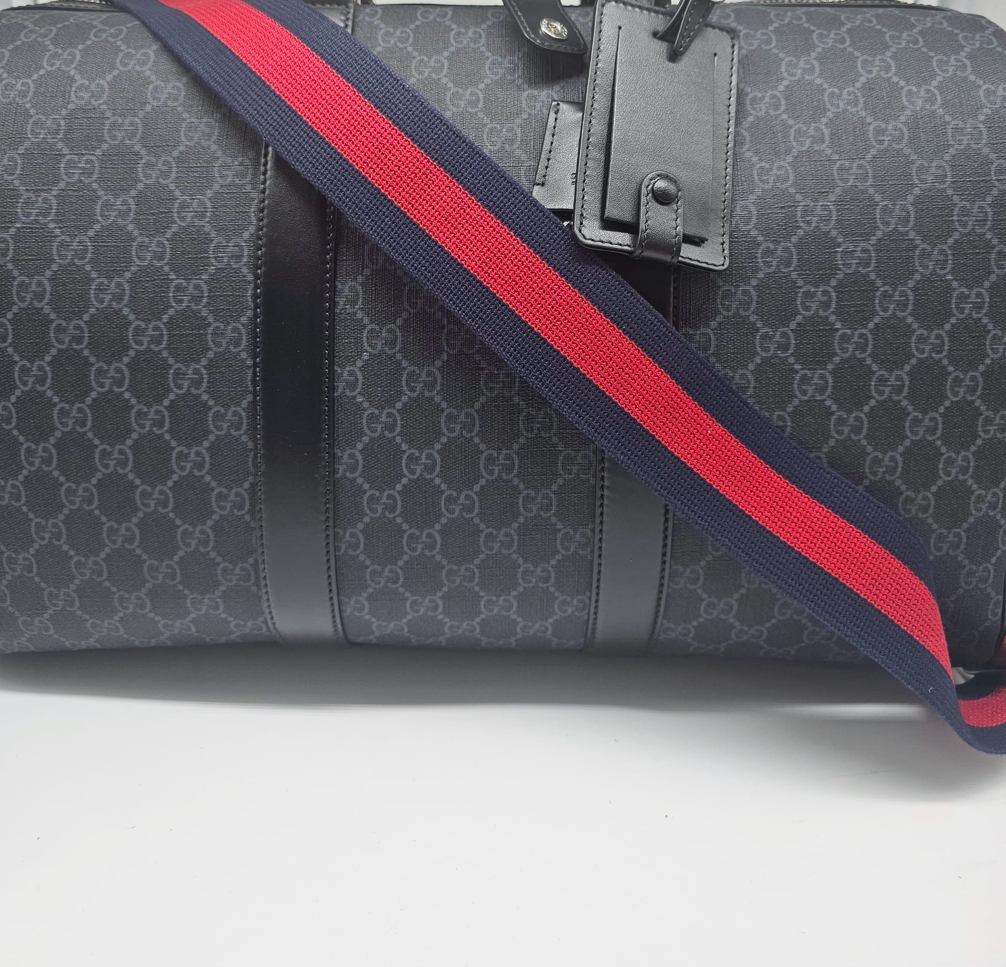 Pouch in tessuto ricamato misura grande