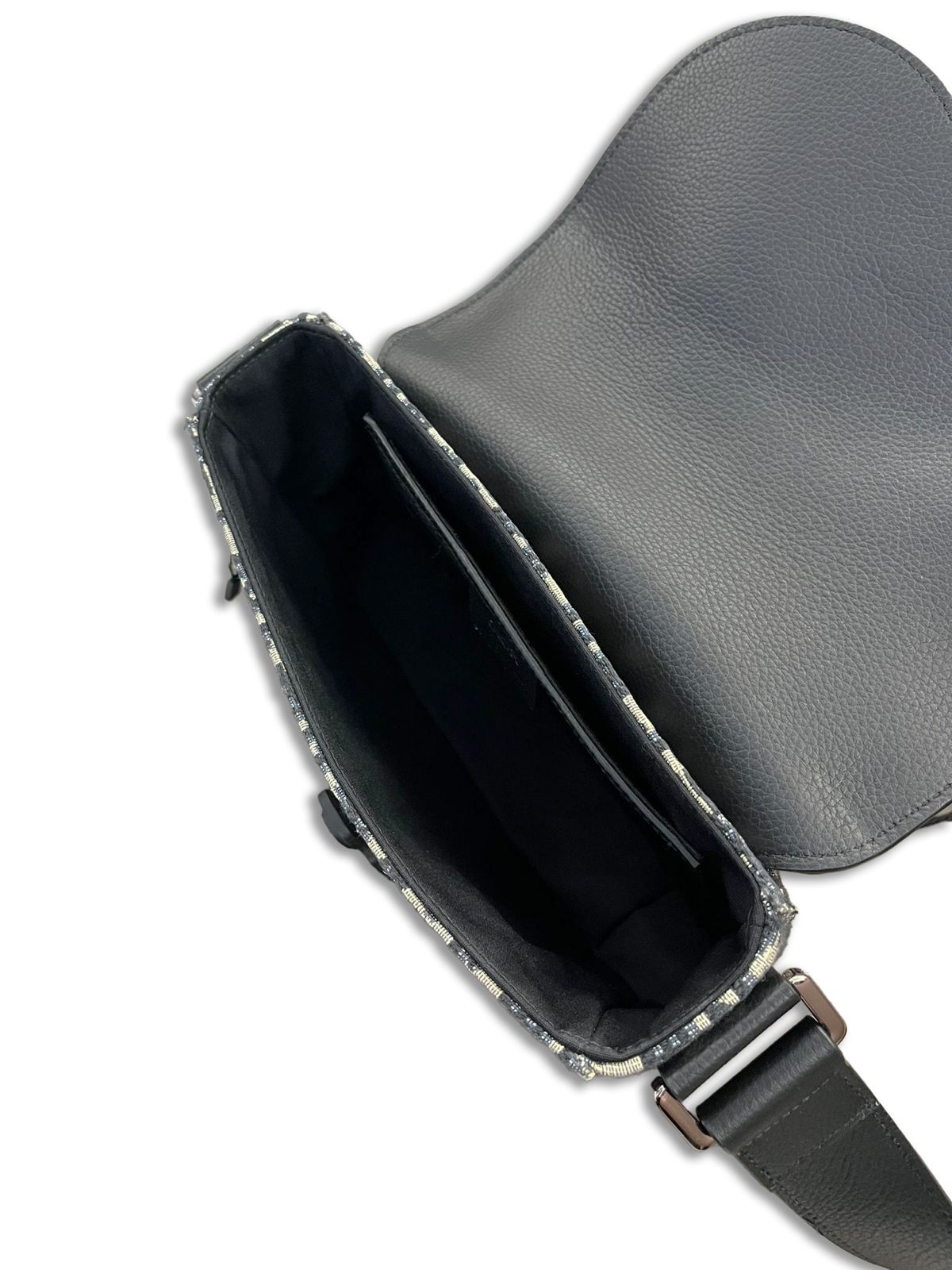 Borsa Dior a tracolla piccola Saddle con Pattina